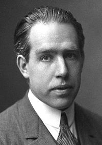 Name:  Niels_Bohr - thoi tre.jpg
Views: 205
Size:  9.9 KB