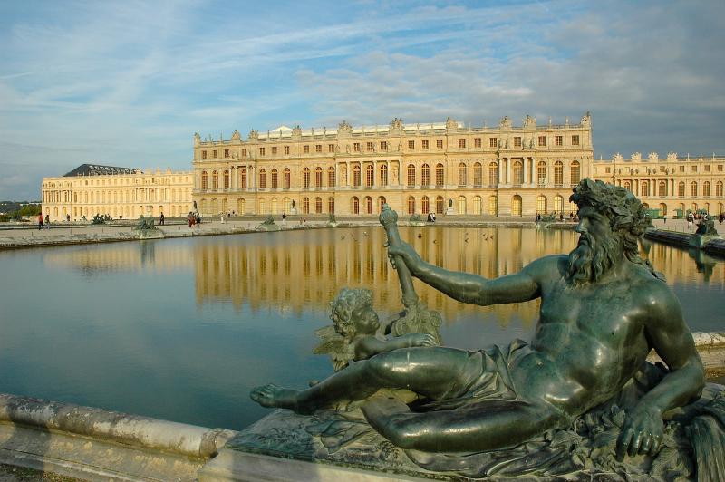 Name:  Versailles_chateau.jpg
Views: 697
Size:  69.1 KB