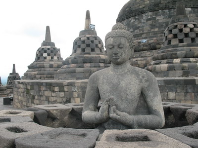 Name:  borobudur1.jpg
Views: 1168
Size:  52.0 KB