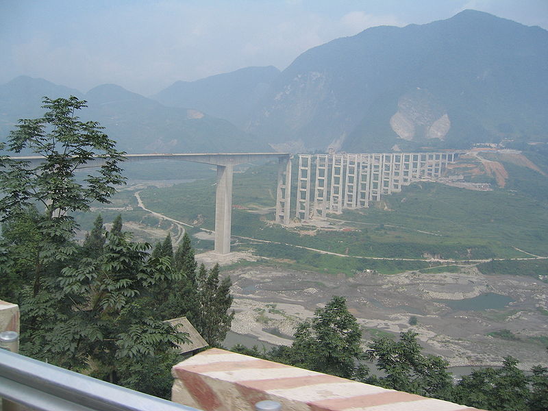 Name:  800px-IMG_2634_-_Bridge_near_Zipingpu_Dam.jpg
Views: 2001
Size:  99.1 KB