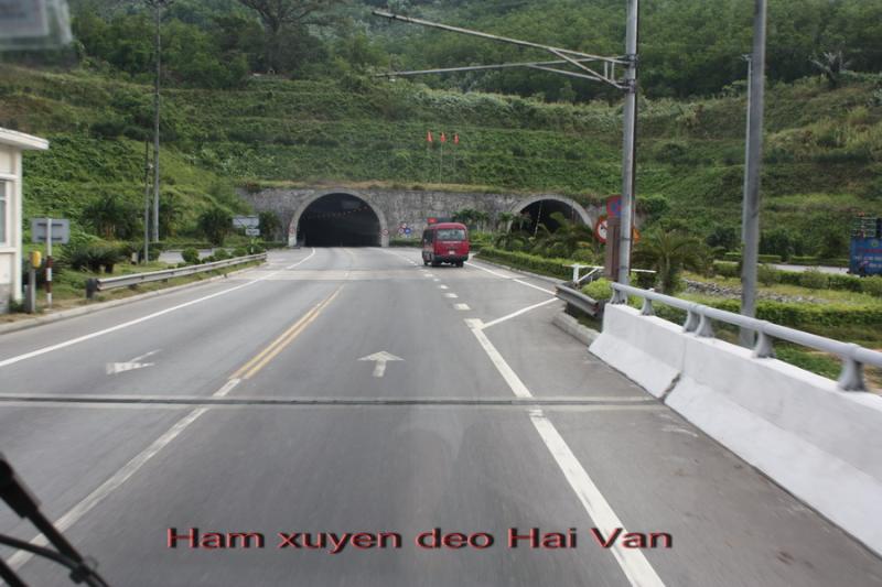 Name:  Copy of ham xuyen deo Hai van.jpg
Views: 770
Size:  59.5 KB