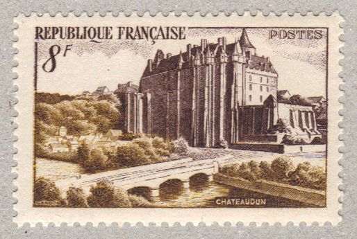 Name:  timbre france 1950 - 0873- vue du chateau de Chateaudun.JPG
Views: 437
Size:  48.5 KB