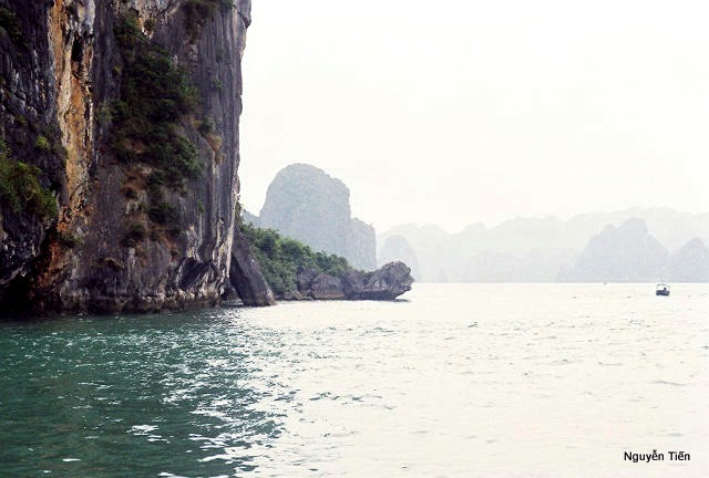 Name:  10-Vinh Ha Long-13.jpg
Views: 459
Size:  59.3 KB