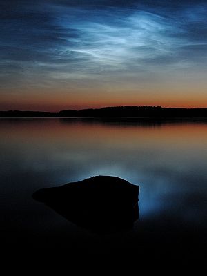 Name:  300px-Noctilucent_clouds_over_saimaa.jpg
Views: 270
Size:  10.0 KB