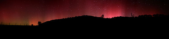 Name:  550px-Aurora_australis_panorama.jpg
Views: 520
Size:  6.9 KB